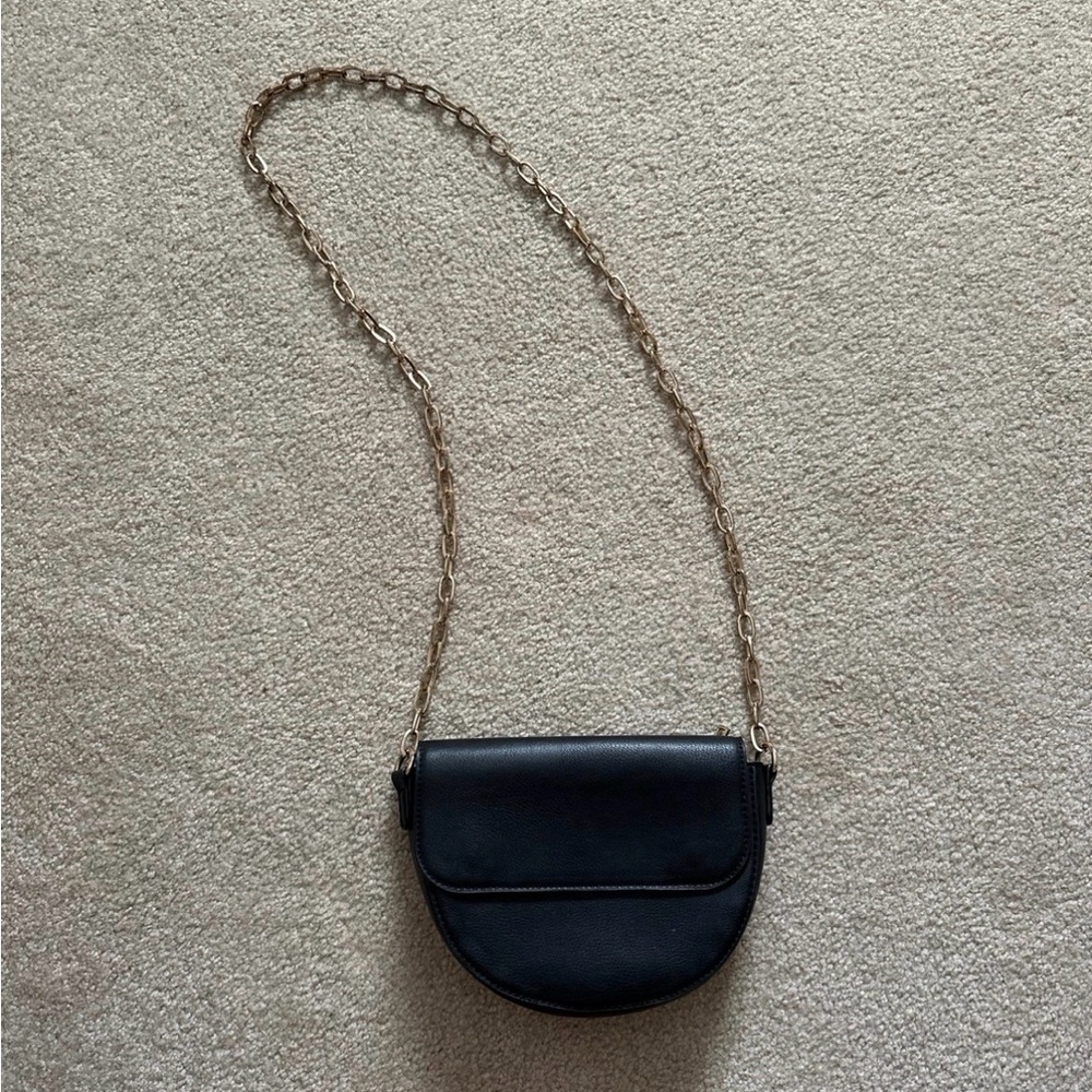 Forever 21 Black Crossbody Bag with Gold Chain